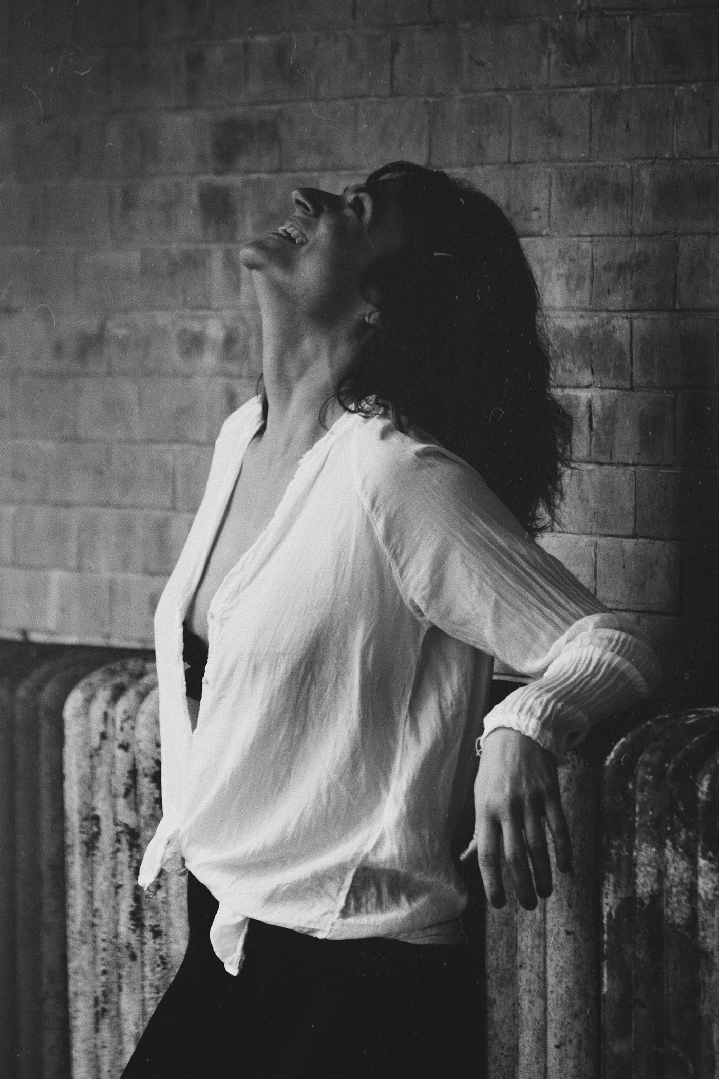 Sensuality In Storytelling: Medium'S Erotic Content - 2jwyh4k