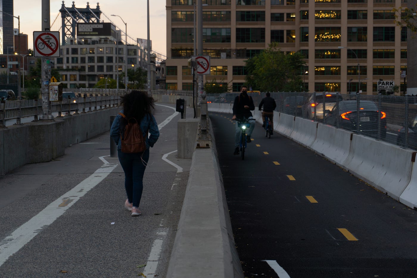 brooklyn bridge bike lane