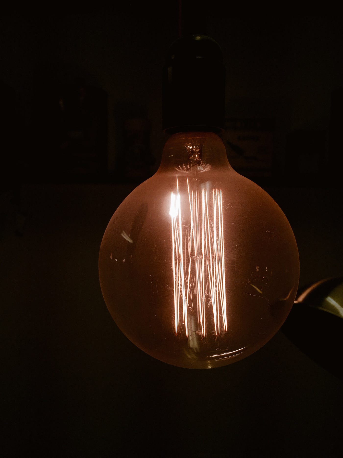 Arabian Los Angeles. And by that I mean Dubai. What makes… by Yulia