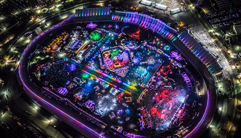 Candy's Extensive Guide to Your First EDC Las Vegas | by Candy Choi | Medium