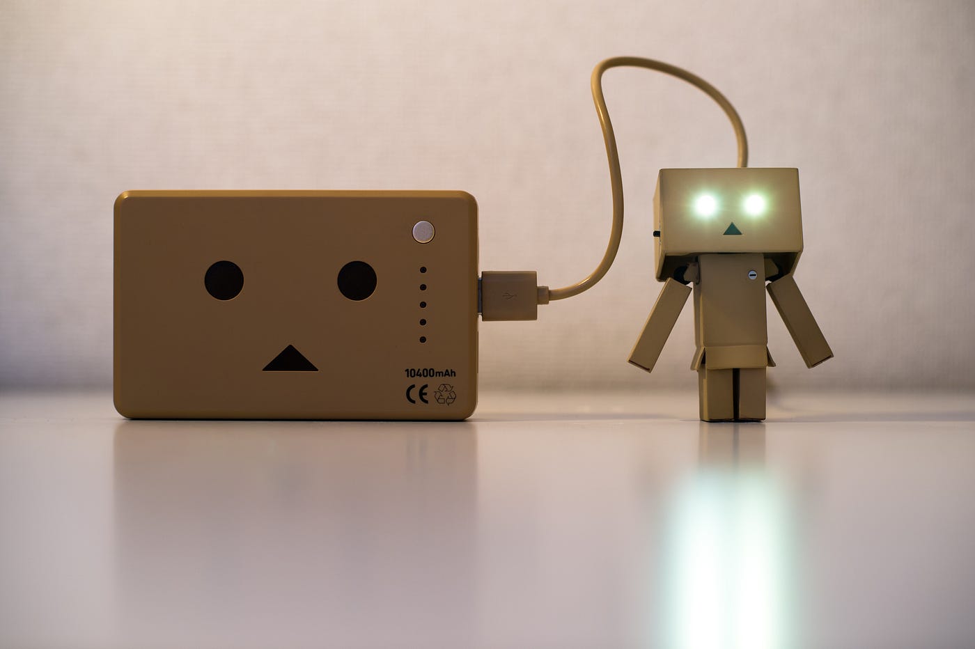 We Can T Live Without Technology But We Re Still Learning To Live With It By Hannah Berrisford Digital Society Medium