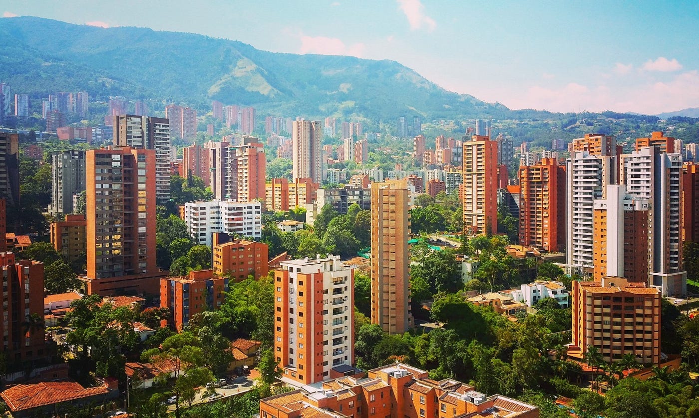 M2M Day 119 - "Spanish in a Month" Strategy Plan in Medellin, Col...