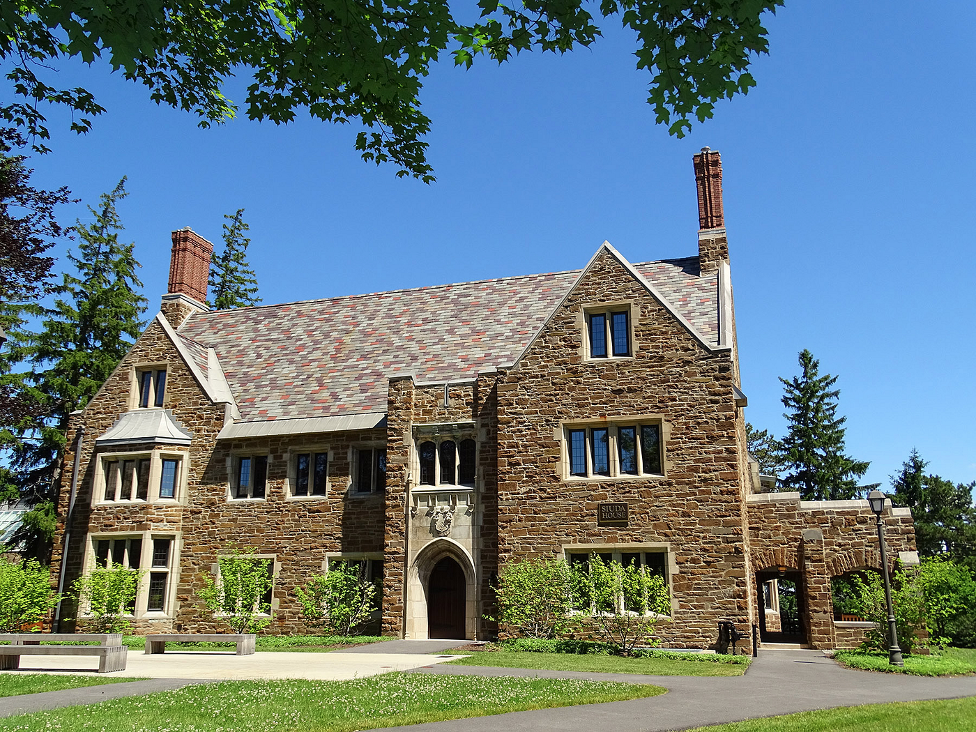 Hamilton College 2023 Calendar Acceptance Rate Drops To Record-Low 16.1 Percent For Class Of 2023 | By The  Spectator | The Spectator