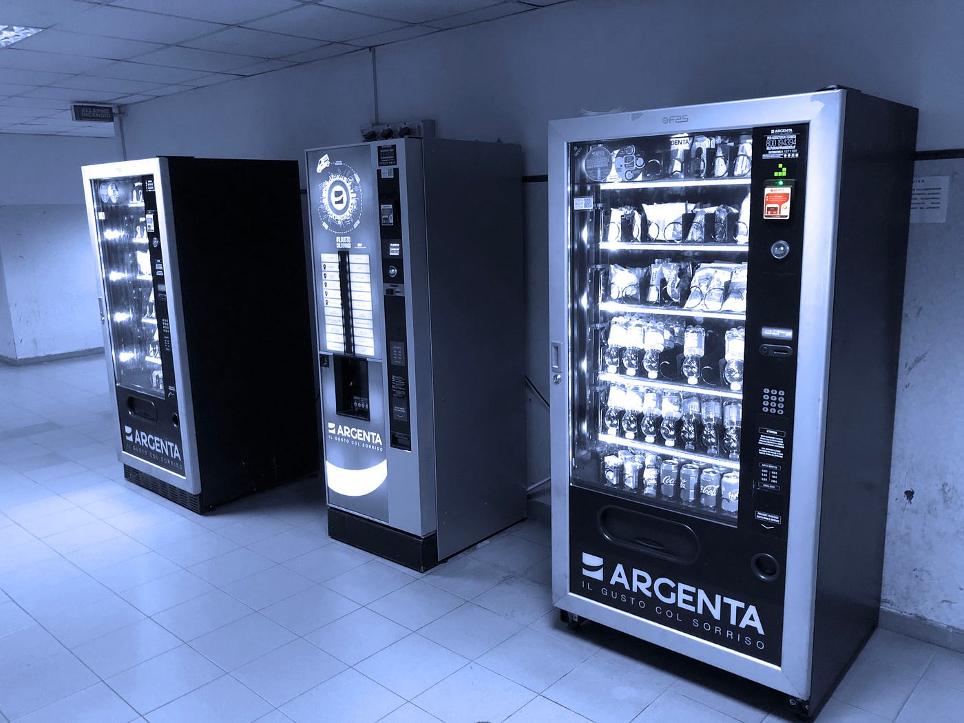 How I hacked modern Vending Machines | by Matteo Pisani | HackerNoon.com |  Medium