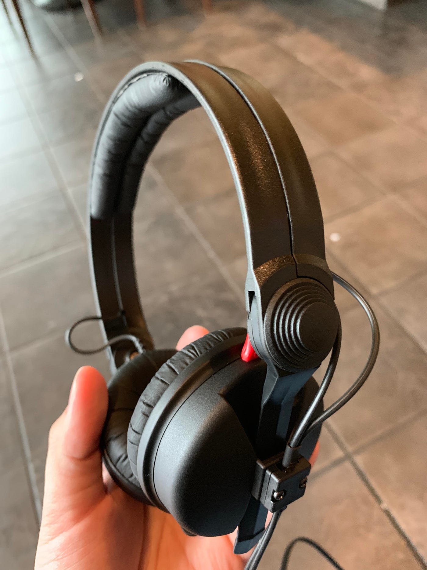 Sennheiser HD25 Headphone Review: A True Workhorse | by Alex Rowe | Medium