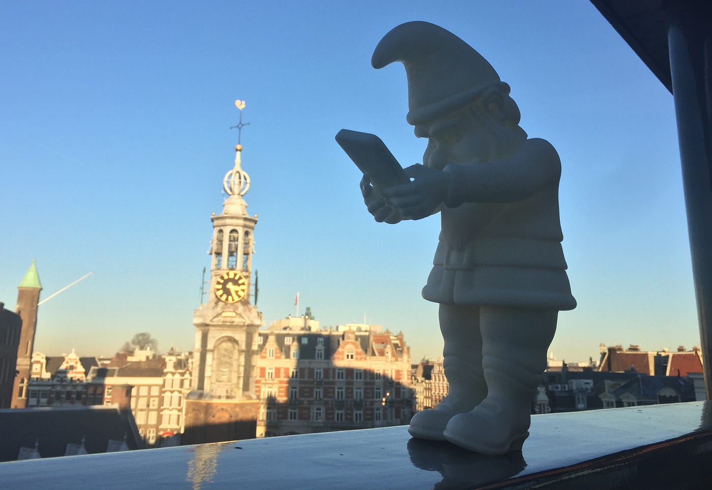 Networking is dead, long live networking by ♠Milan van den Bovenkamp♥