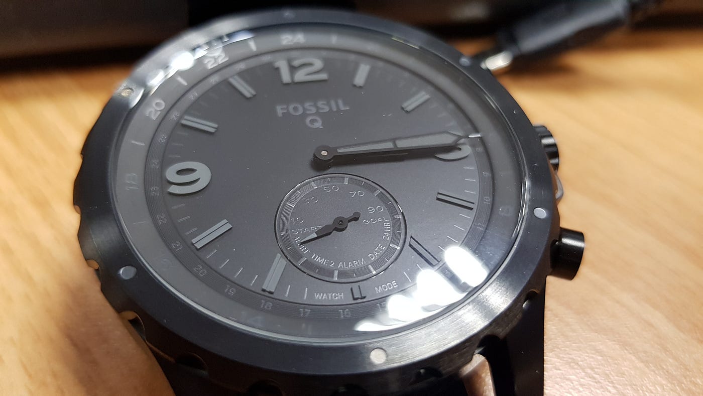 黑的漂亮Fossil Q Nate — Hybrid SmartWatch FTW1115 | by JLin | Medium