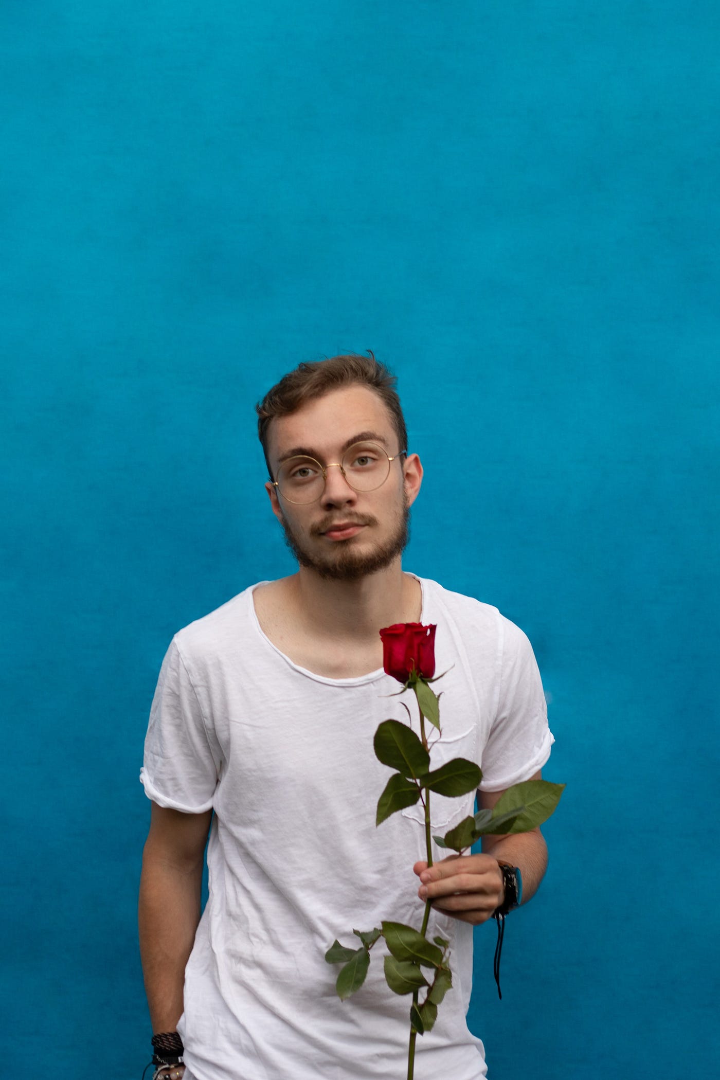 What do men feel when they are in love