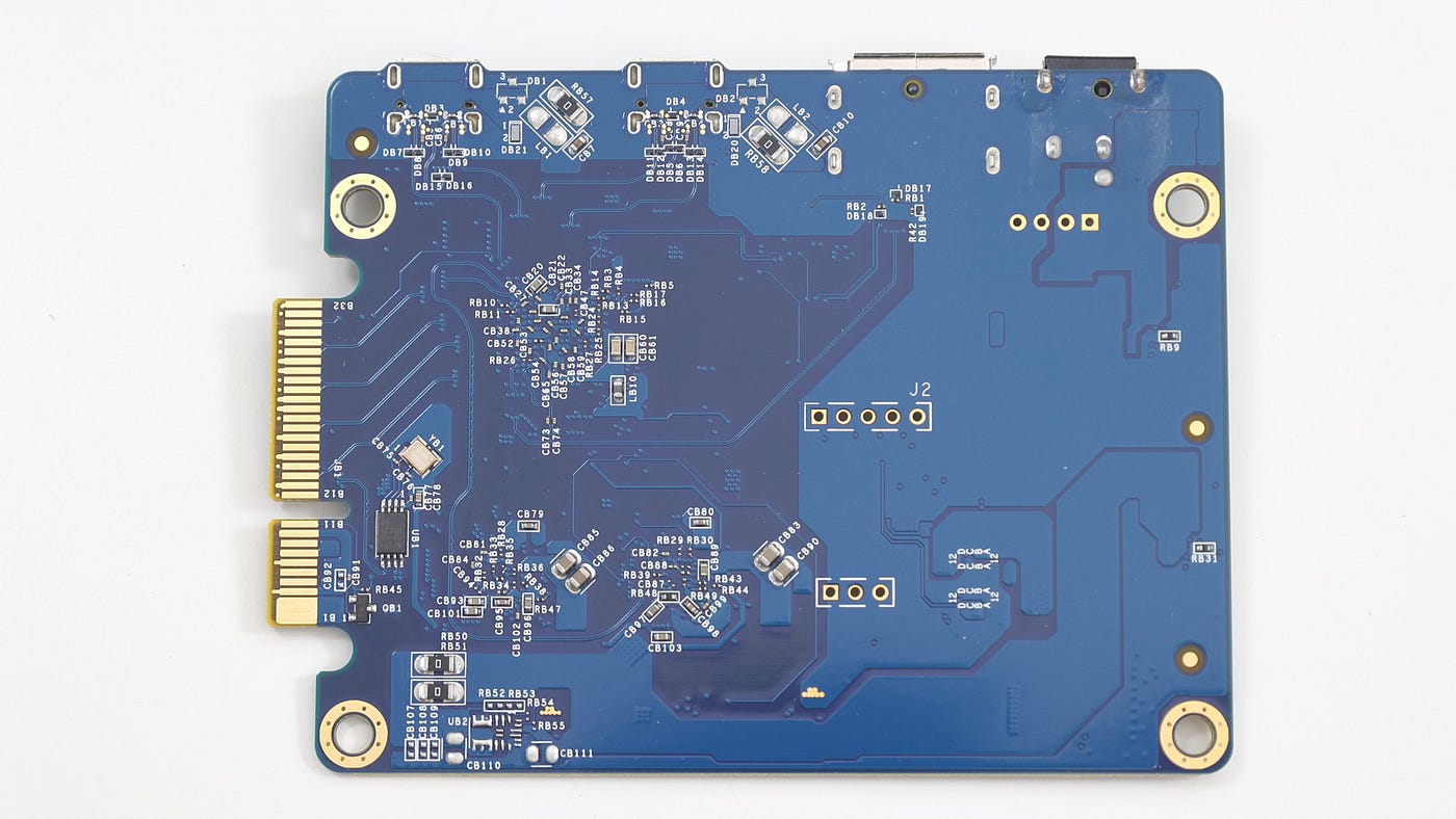 Thunderbolt 3高速外接統一儲存空間8TB　搭配四條2TB SSD可以怎麼玩？