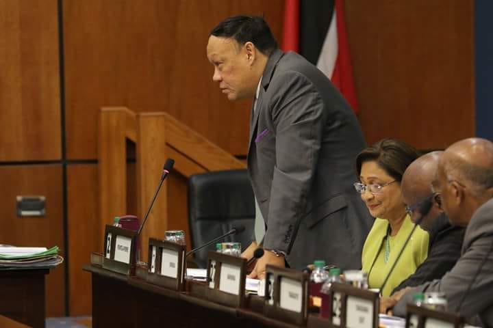 mp-lee-is-government-going-to-cut-3-billion-from-public-salaries
