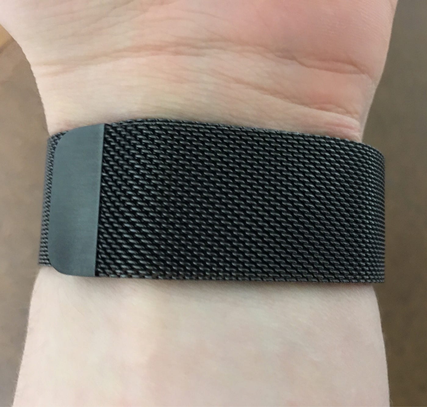 moko milanese loop