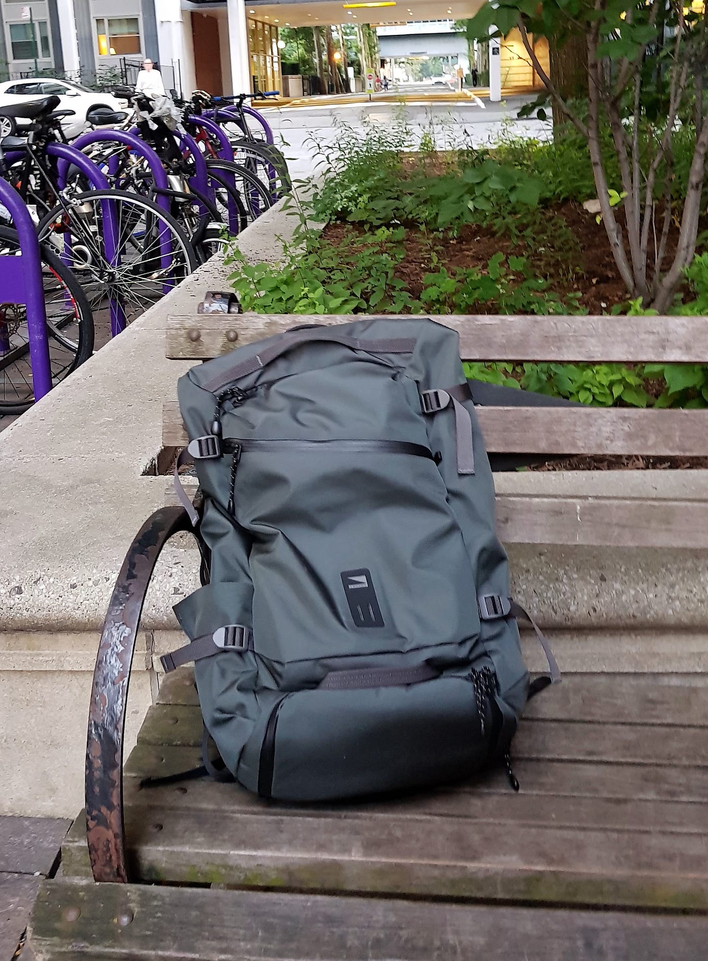 lander commuter backpack