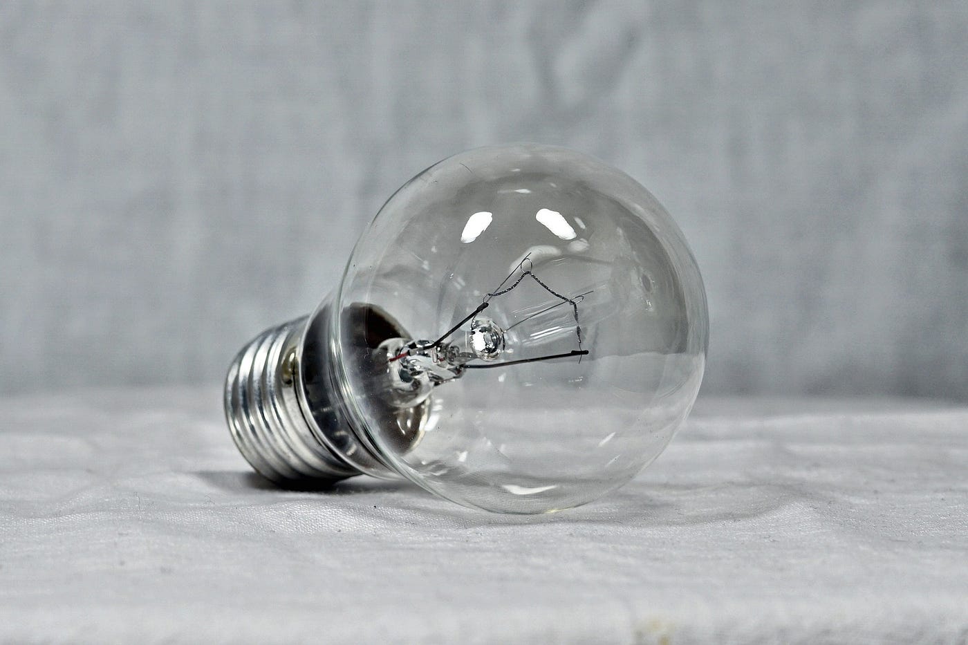 black and white picture of a lightbulb