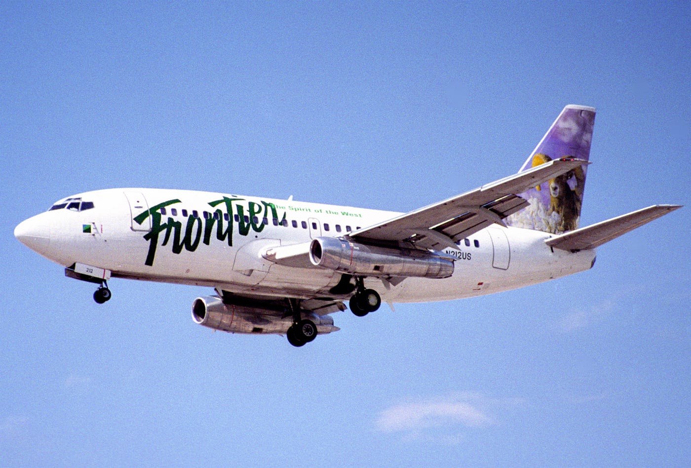 frontier airlines pets