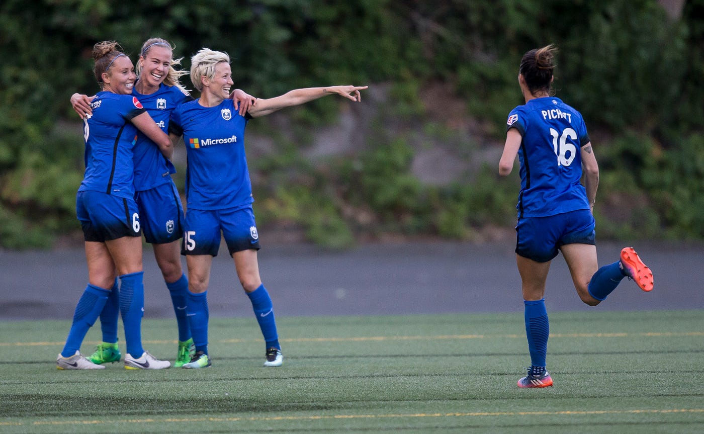 Reign Fc Forward Megan Rapinoe Named Nwsl Player Of The Week By Reign Fc Medium 