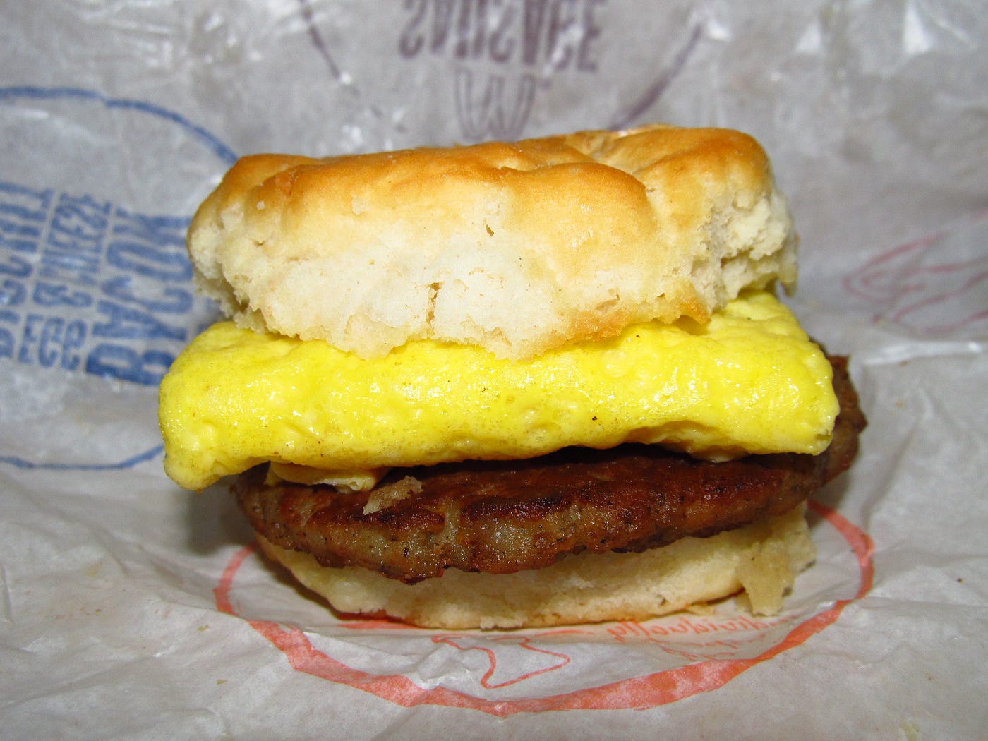 Willis Lam , Close Up of McDonald’s Sausage Egg Biscuit (16520087076) , CC BY-SA 2.0