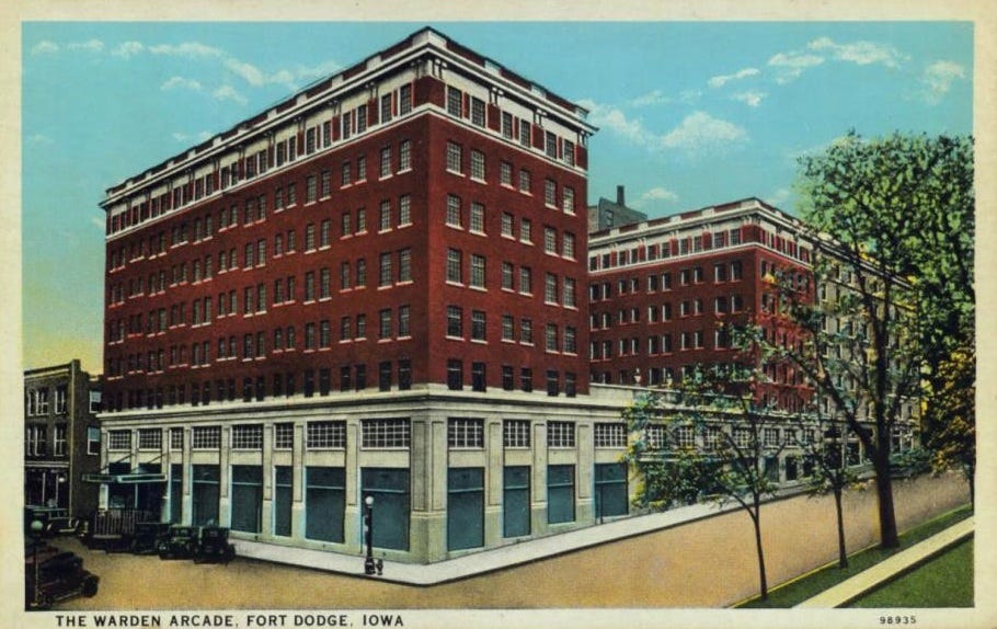 dodge city iowa hotels