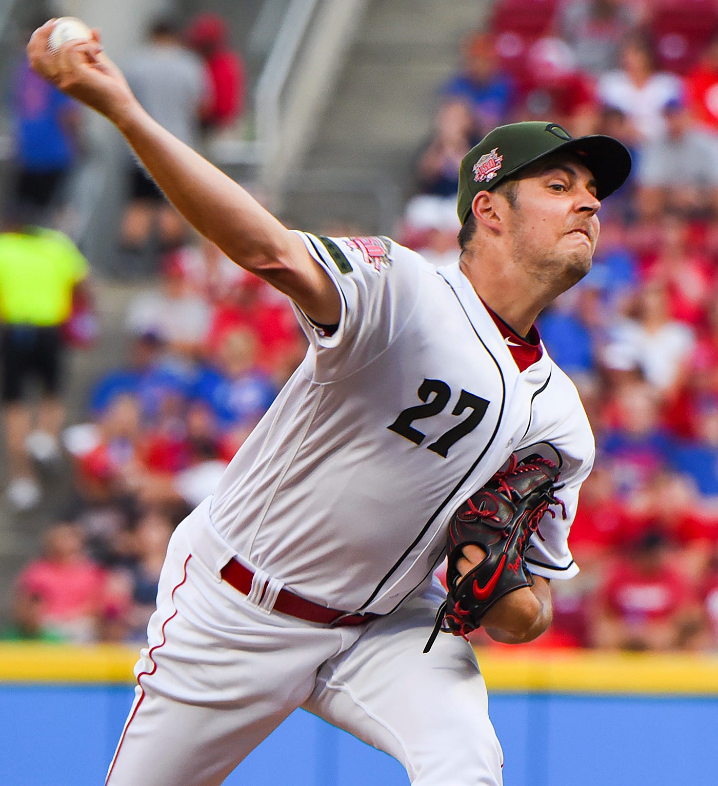 Short-Sleeve Shirts Once Blamed for MLB 