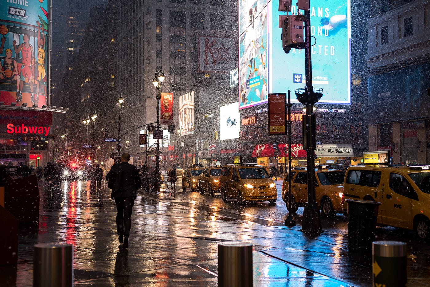 This Mess Isn T Getting In My Way Or Street Photography In The Snow By Vincent Alongi Medium