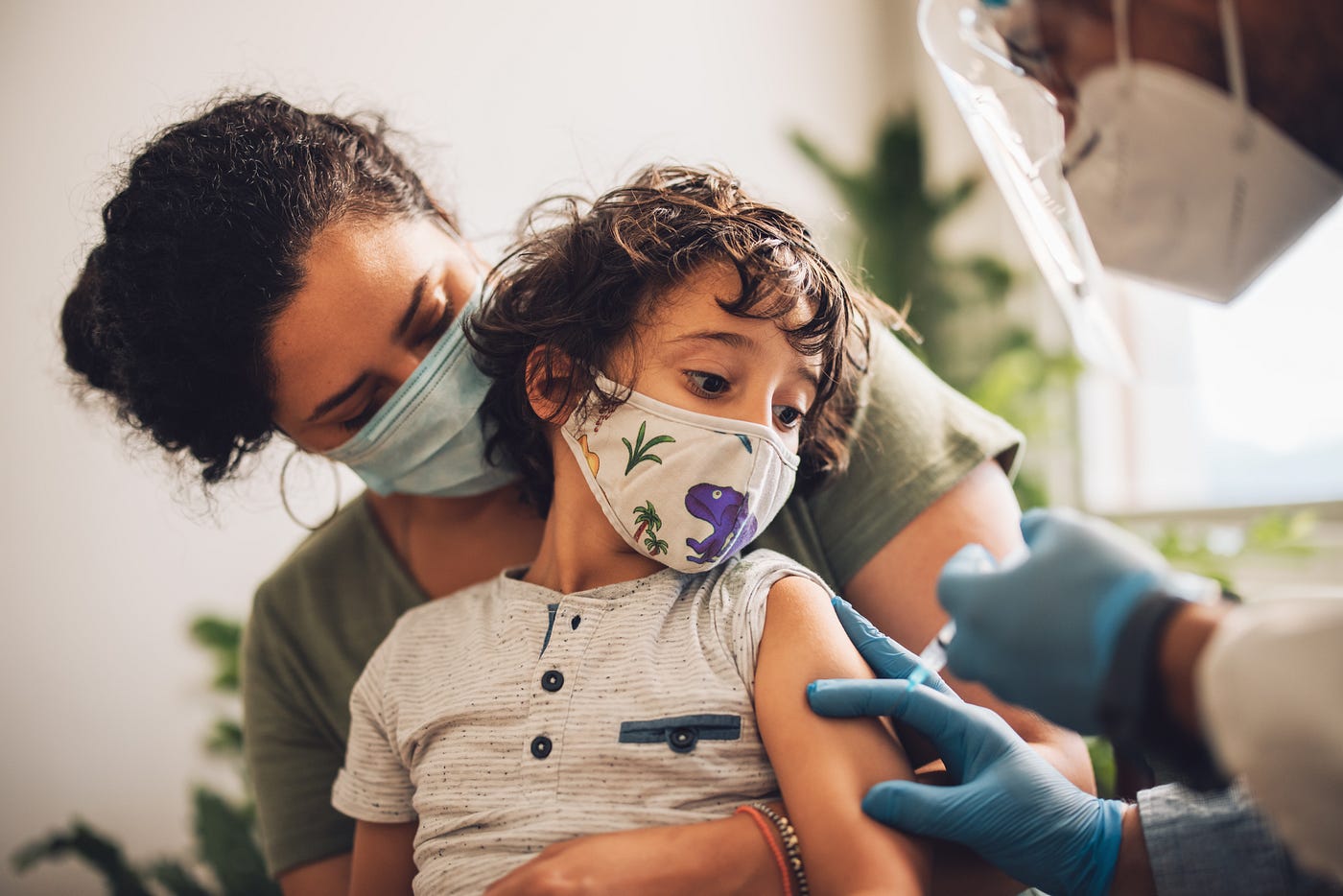 La vacuna contra el COVID-19 de laboratorios Pfizer está autorizada para  niños mayores de 5 años de edad | by Washington State Department of Health  | BienestarWA | Medium
