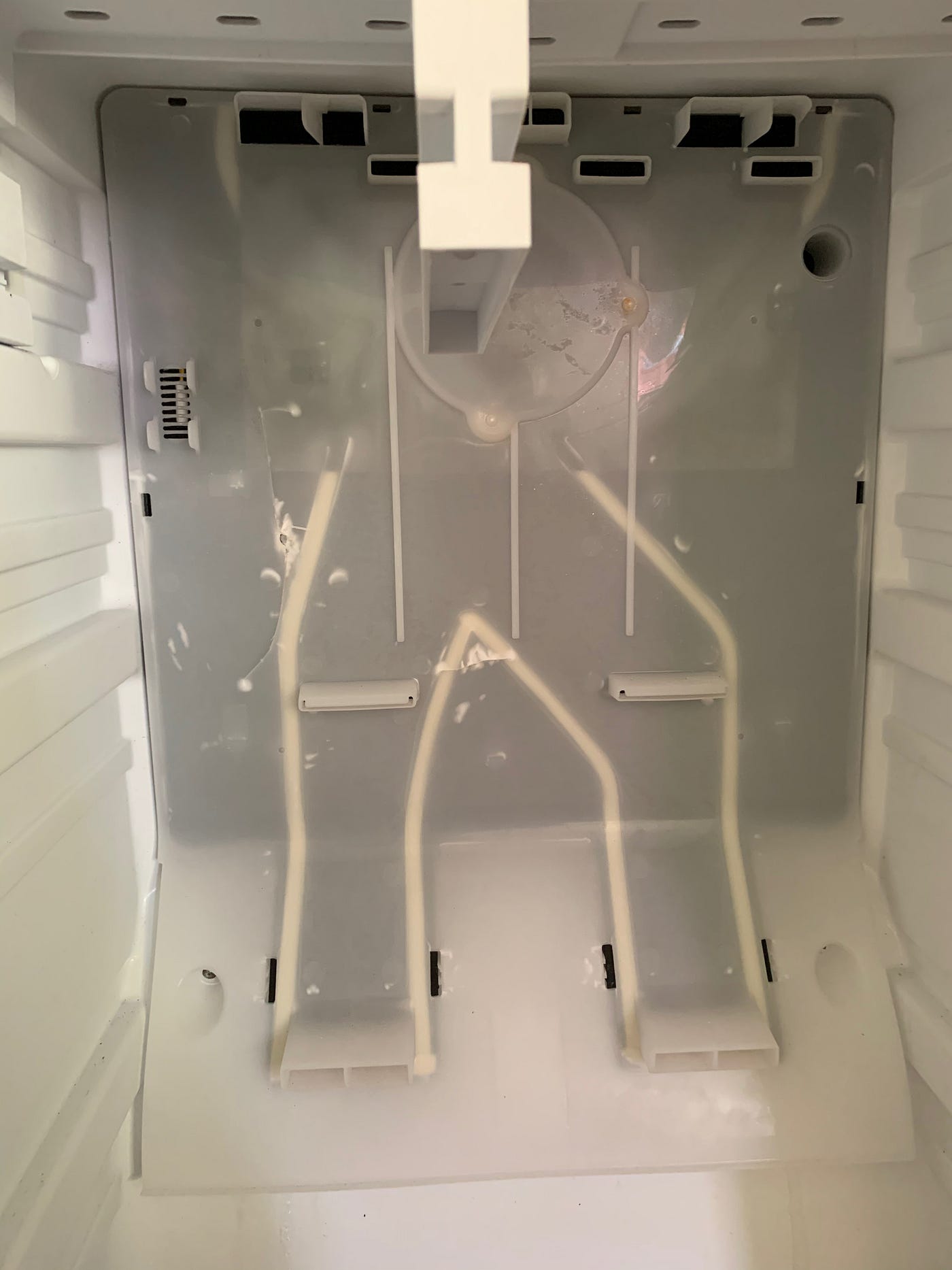 How to fix ice buildup at bottom of your freezer? by Adnan Strujic