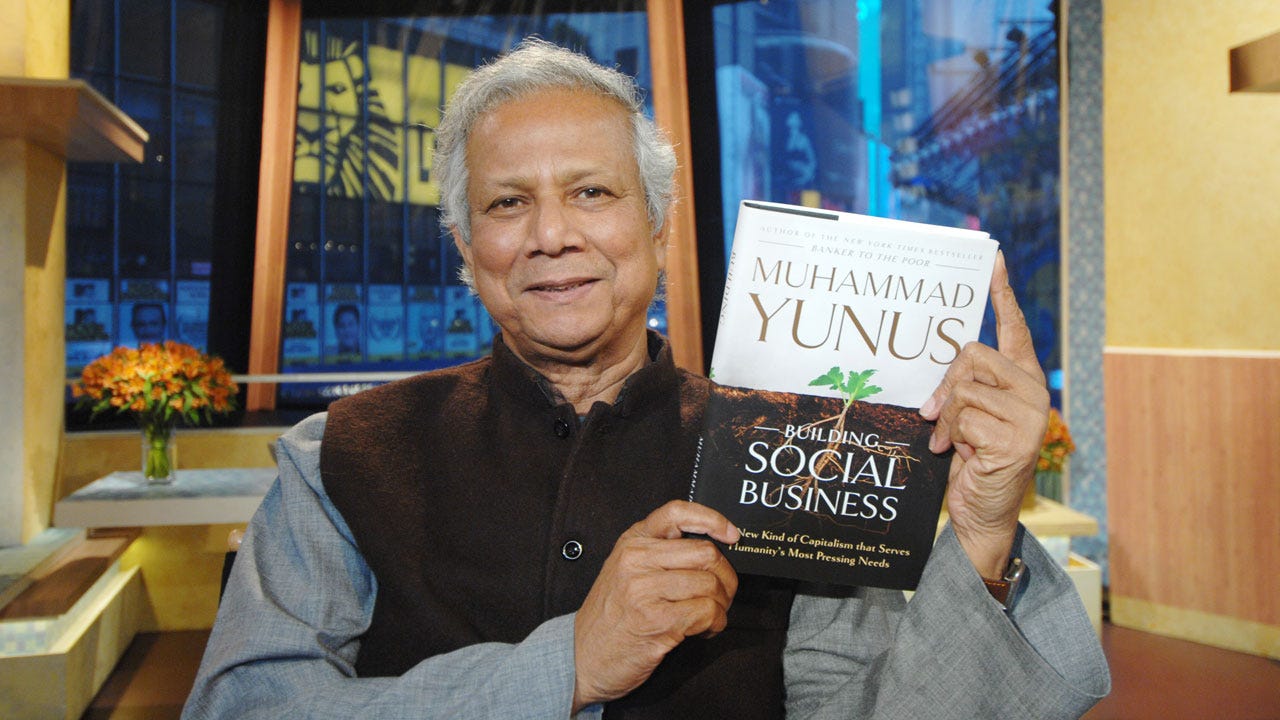 Muhammad Yunus, Premio Nobel de la Paz 2006, por su aporte a la inclusión financiera a través del desarrollo de los microcréditos.
