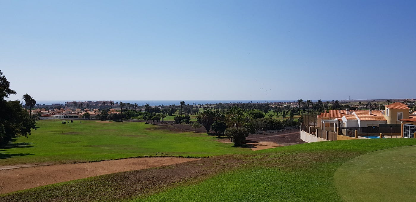 Playing the (not so) Siamese golf courses in Fuerteventura | by Nicolas  BYKOFF | french dispatch | Medium