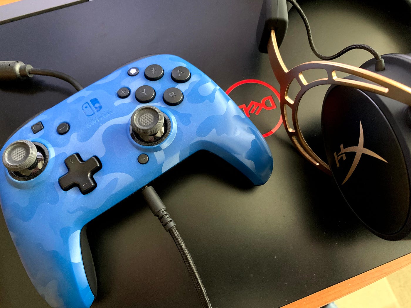 Nintendo Switch PDP Faceoff Deluxe+ Audio Wired Controller Review | by Alex  Rowe | Medium