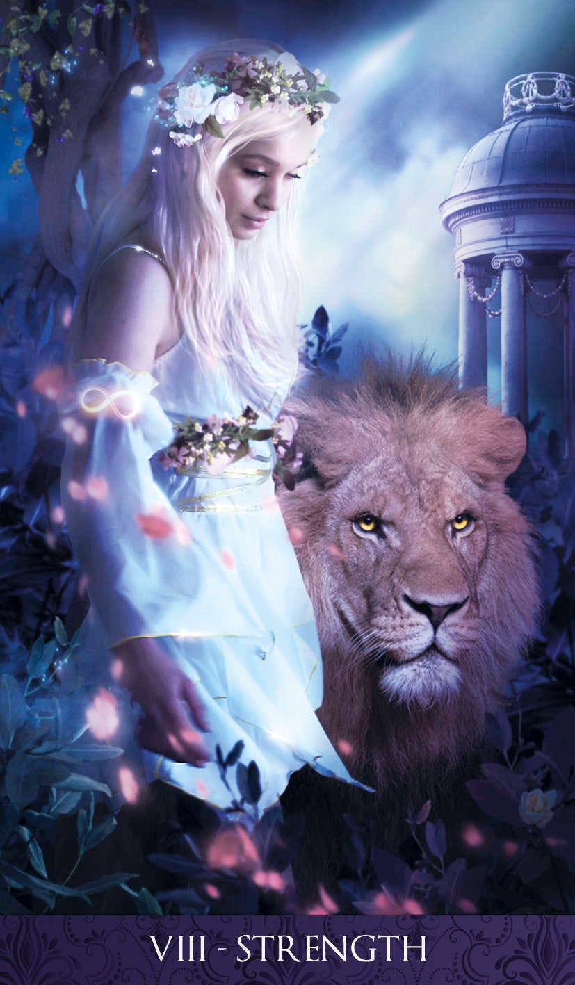 Strength | Major Arcana | Tarot De La Nuit Tarot Deck