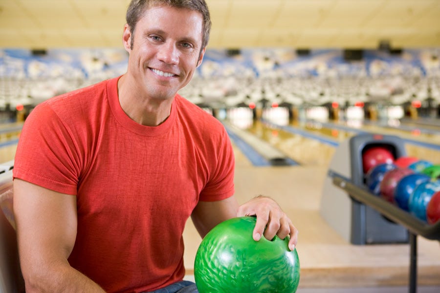 How to become a professional bowler