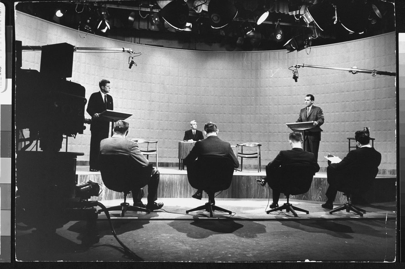Medium Is Curating A Public Debate What Criteria Do We Use To 