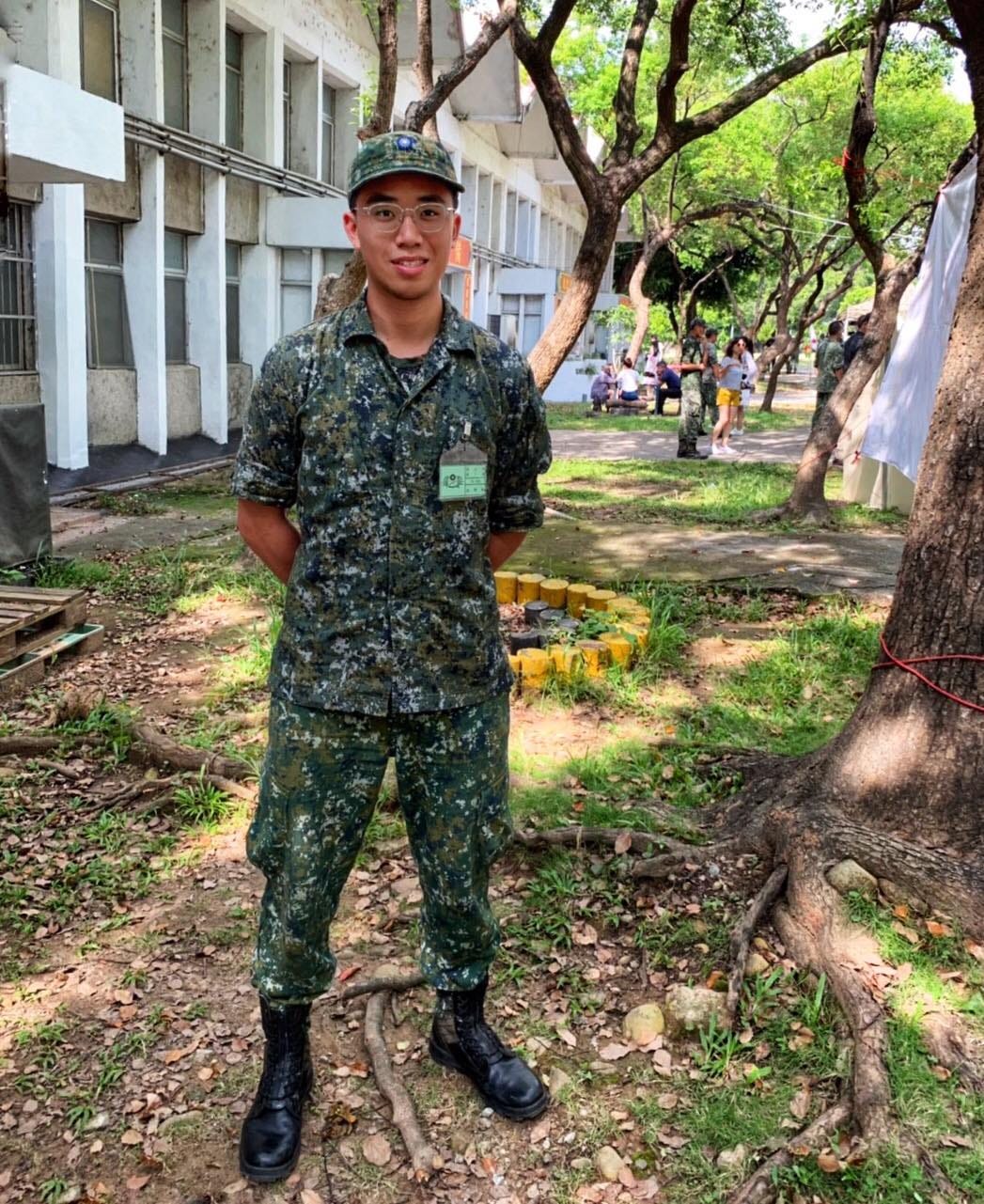當兵真的是浪費時間嗎 暑假兩階段兵役第一階段 由於先前我抽到了暑假兩階段兵役 全名為分階段常備兵役軍事訓練 所以利用今年暑假 By Andy Hsu 徐仲毅 Medium