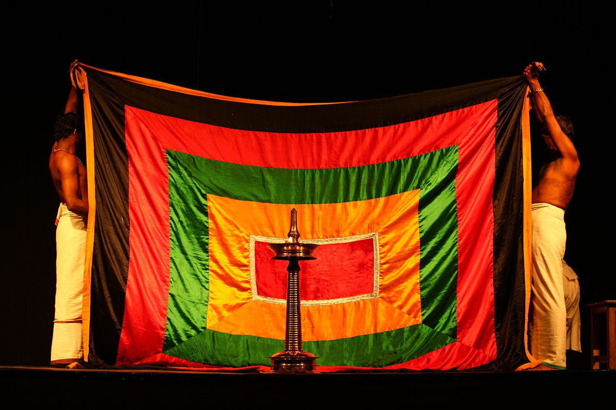 Captivating Theatrical Performances From Around the World by Circle Captivating Theatrical Performances From Around the World by Circle