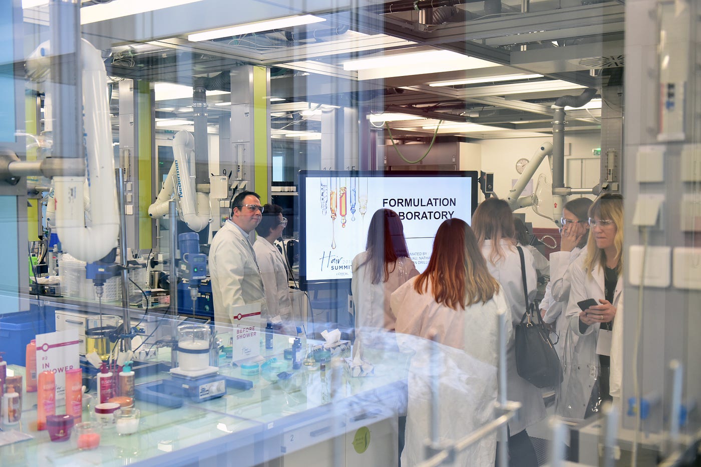 Science is in the hair': how L'Oréal researchers are leading the way | by  Beauty Tomorrow | Beauty Tomorrow