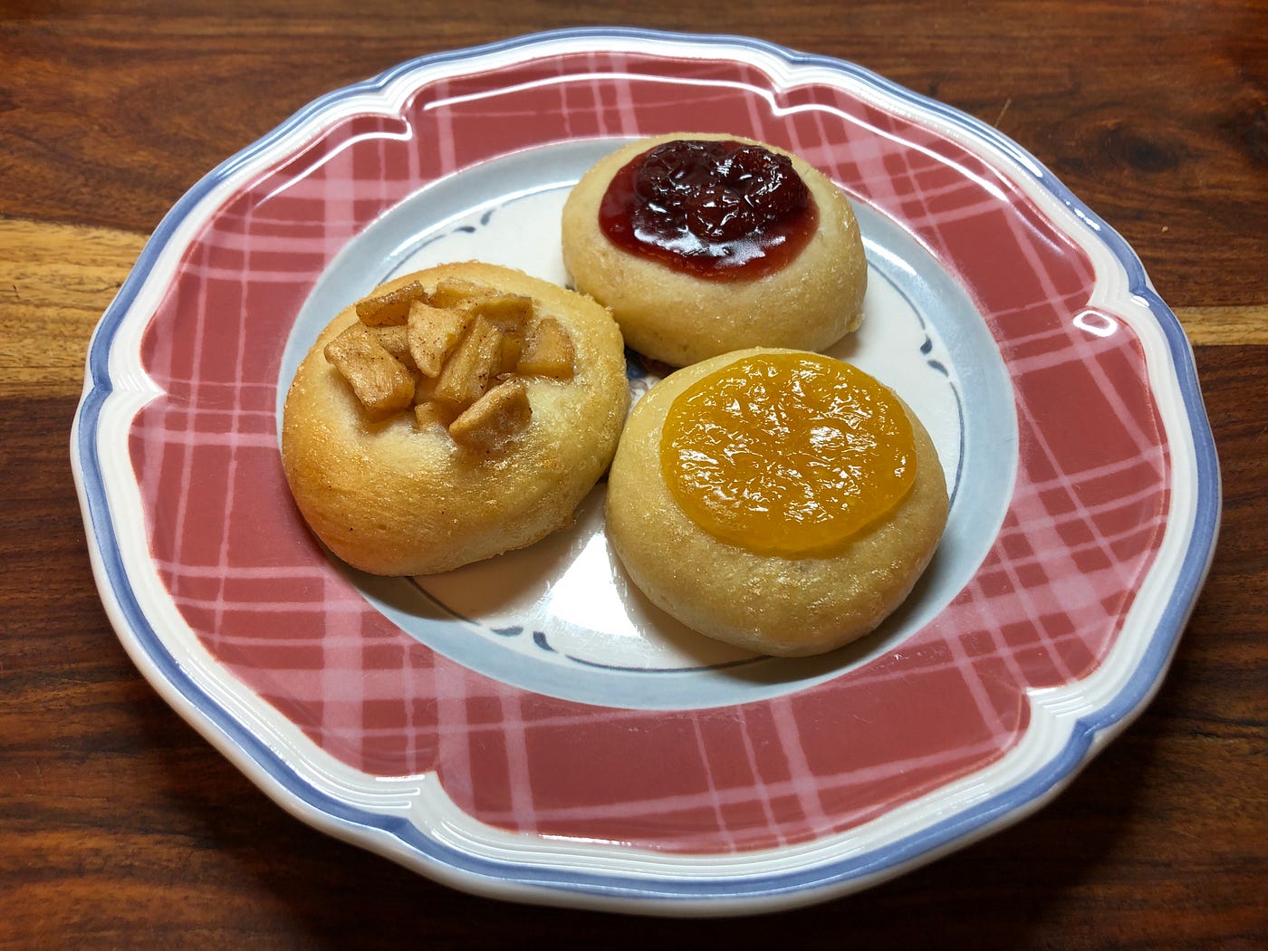My sourdough kolaches with apple, cherry and lemon curd filling.