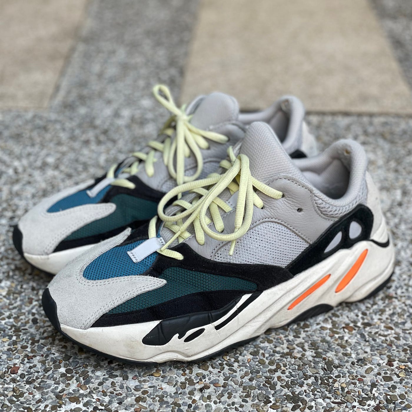 カラー adidas - YEEZY BOOST 700 Wave Runnerの通販 by そう1021's shop｜アディダスならラクマ  よろしくお