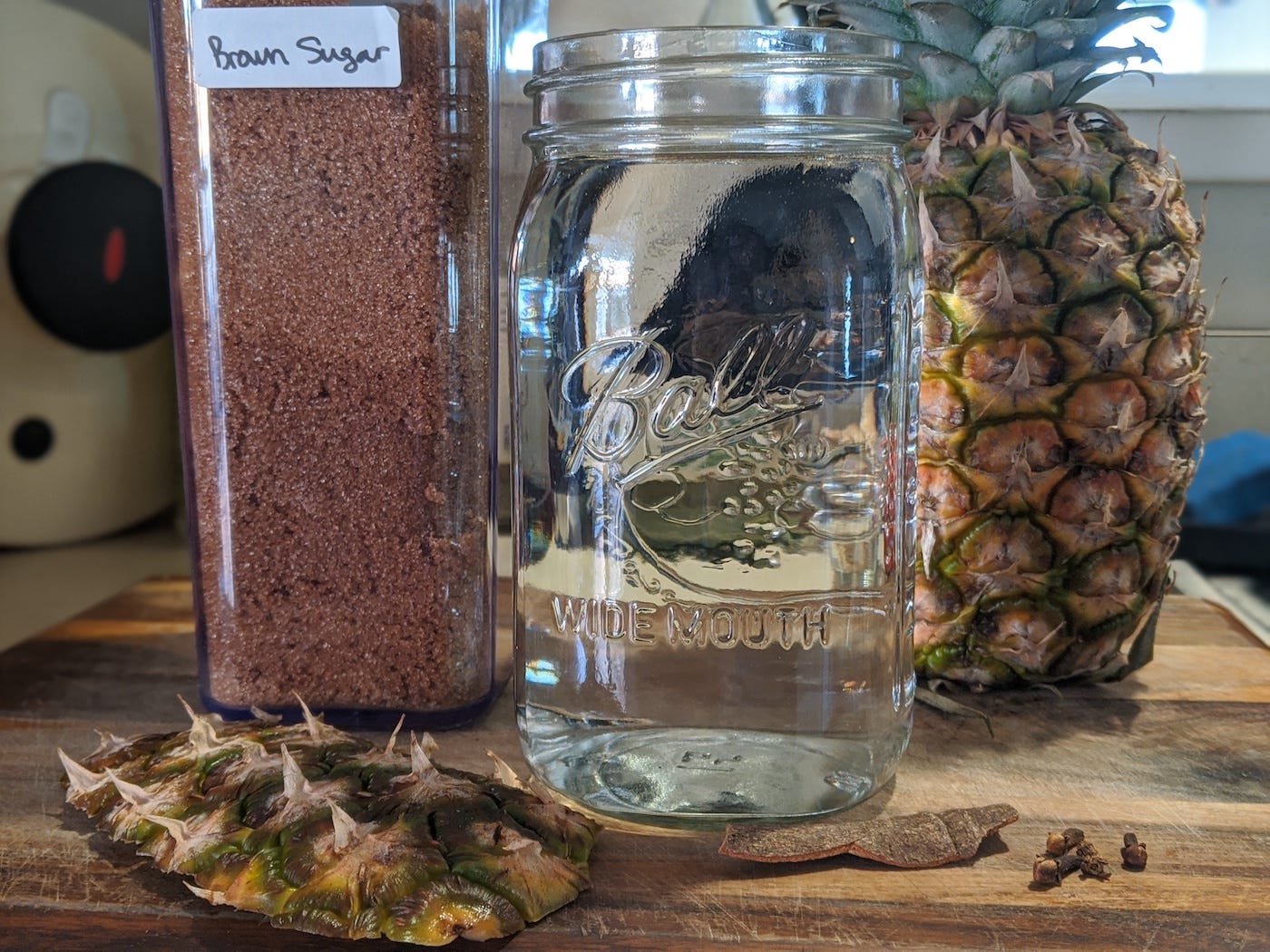 Pineapple Rind Tea | Experiment. Two creative ways to make pineapple ...
