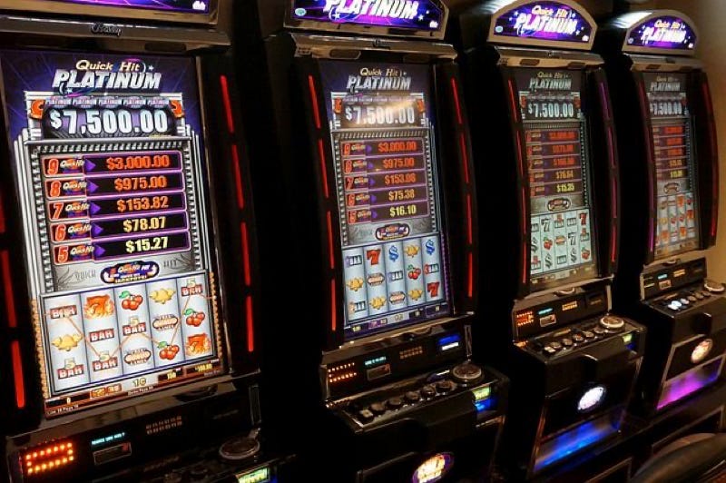 What is a Progressive Slot Machine? by MintDice Bitcoin News Today