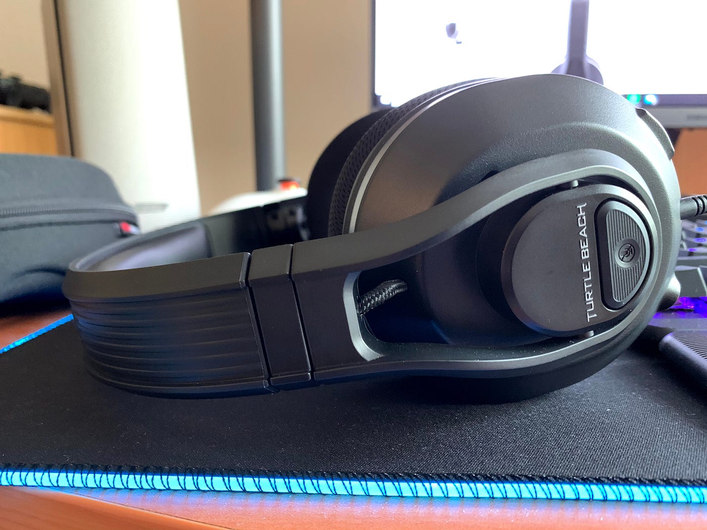 Turtle Beach Recon 500 Gaming Headset Review | by Alex Rowe | Medium
