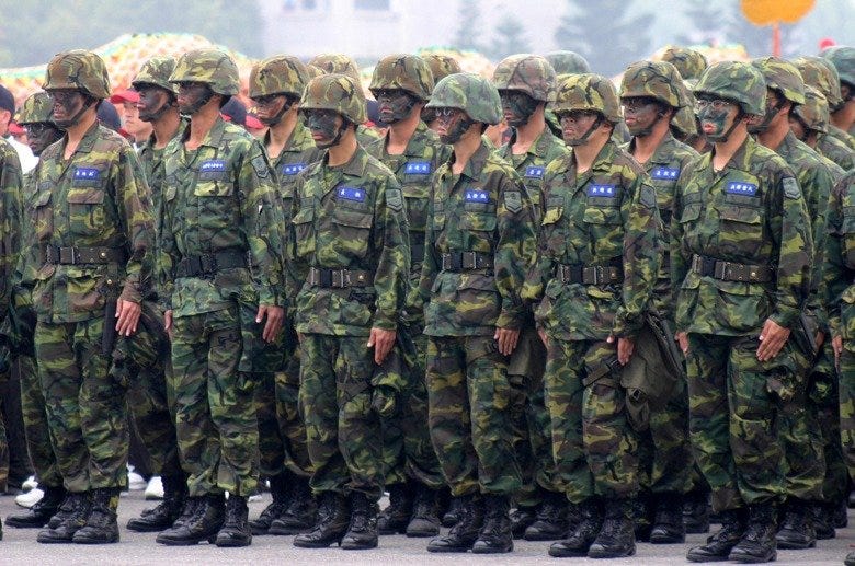 那些關於一生一度的當兵 上 軍旅生活篇 如題 你既知道它一生一度 可有曾好好檢視自己從中學到什麼嗎 不甘心結訓後還像個門 By 林宏翰paul Lin Medium
