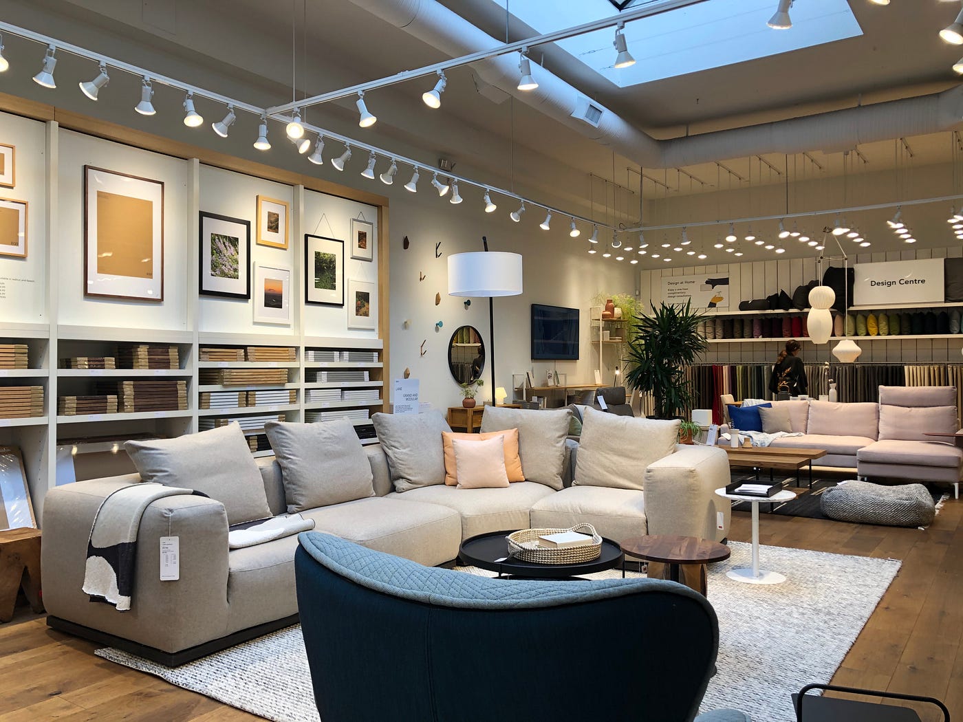 UX Case Study Canvas — A Furniture Site by Joyce Xiao