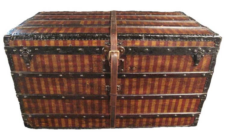 Louis Vuitton: Trunk IT - PurseBop