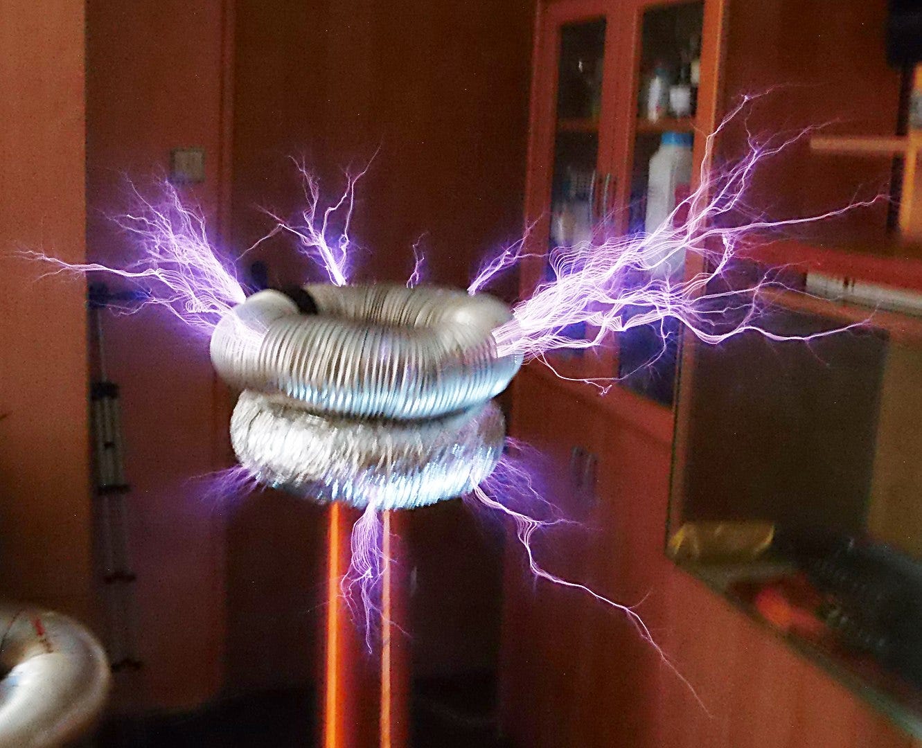 How Does A Tesla Coil Work The Tesla Coil Might Be One Of The Most 