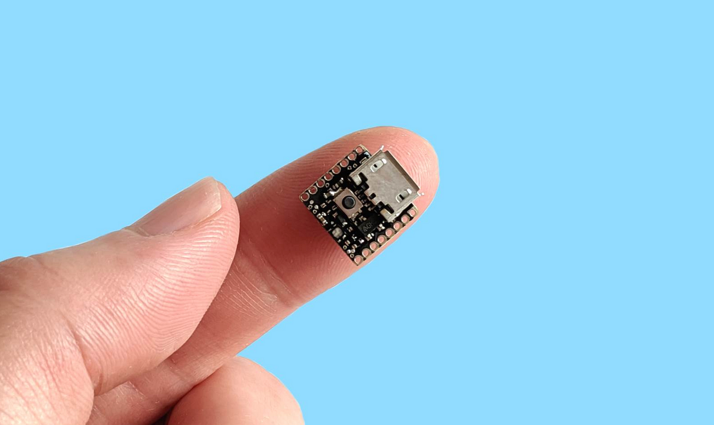 Atto is or will be the world s smallest arduino compatible board
