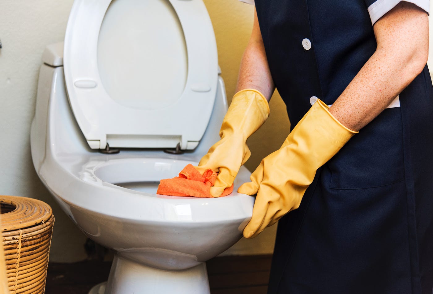 How To Get Rid Of The Brown Stain In Bottom Of Toilet Bowl