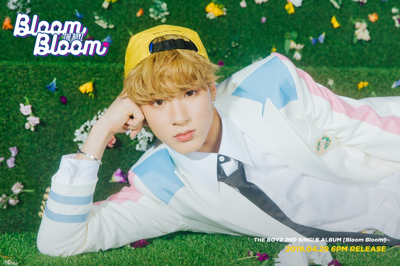 Whospick View Eric Of The Boyz Best Blond Hair Idol Bloom Bloom Pow Eric S Beauty Is Blooming By Hanteo News Medium