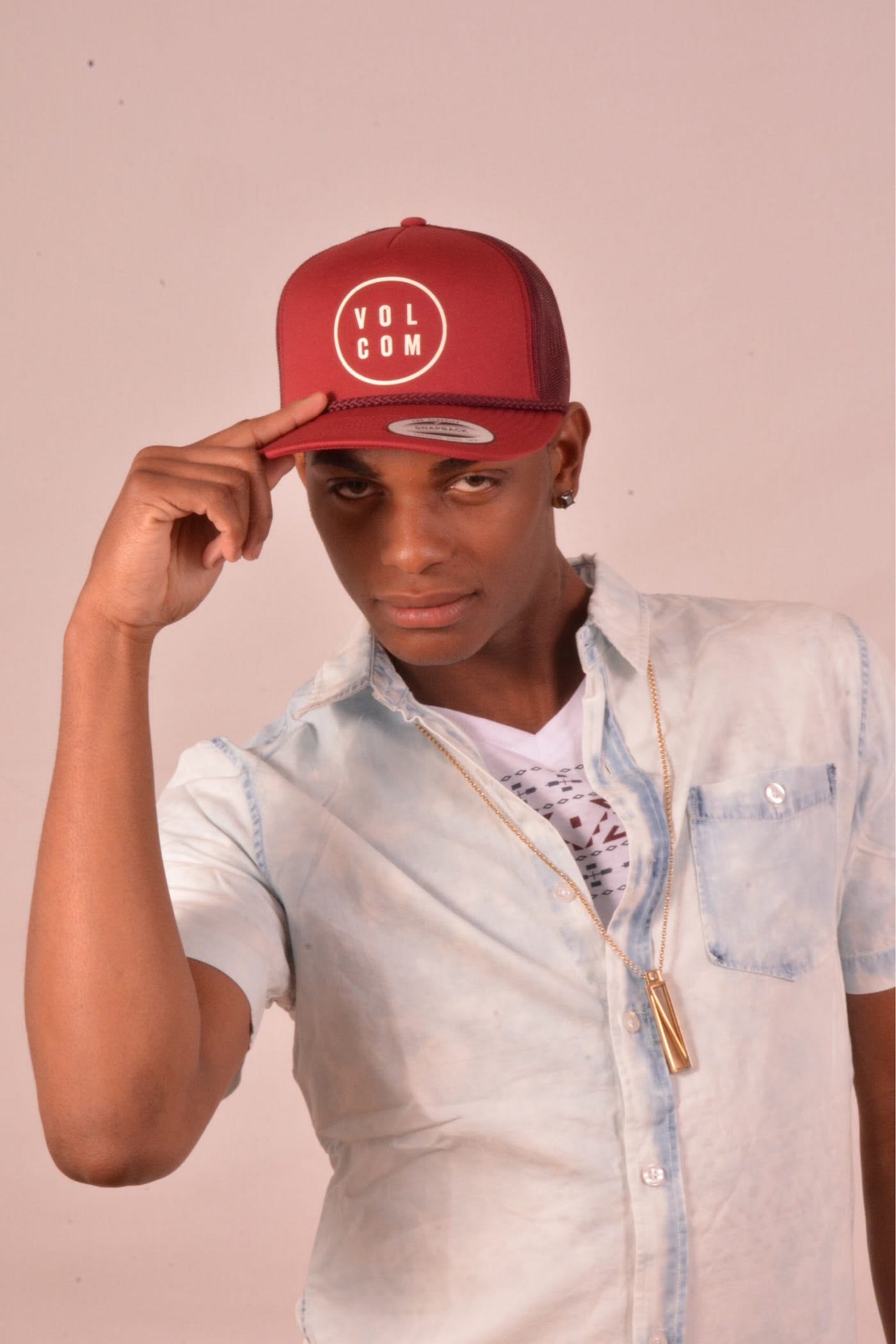 Rok Model Jones