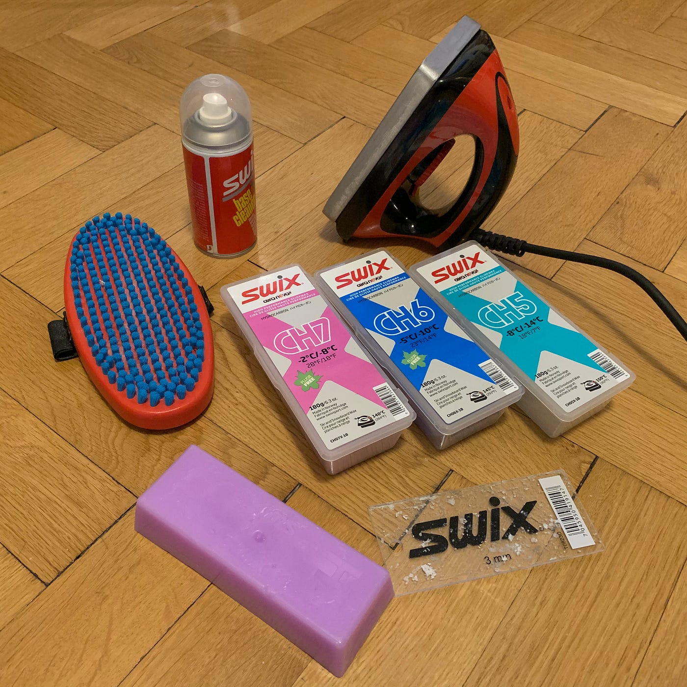 Waxing your own snowboard. Grab some drinks, get some chips… by João