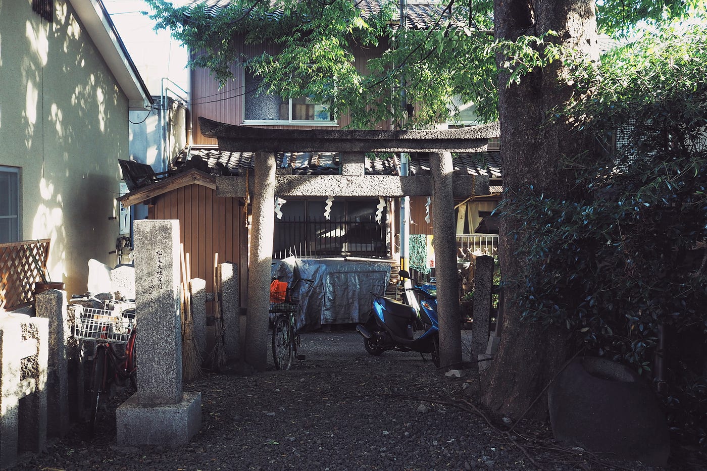 聖地之夏 超冷門京都景點 陰陽師安倍晴明子孫土御門家的稻住神社 李長潔 By 李長潔 Medium
