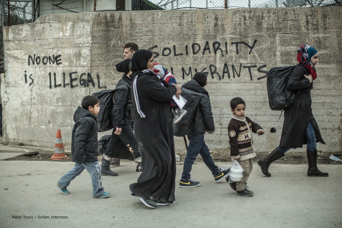 Migrant family on Lesbos. Credit: Pablo Tosco/Oxfam